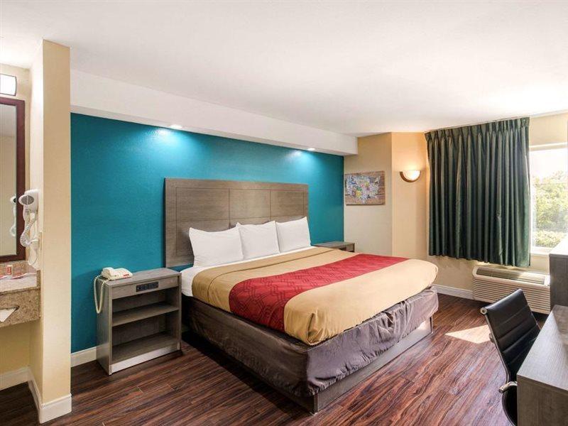 Quality Inn & Suites Richardson-Dallas ภายนอก รูปภาพ