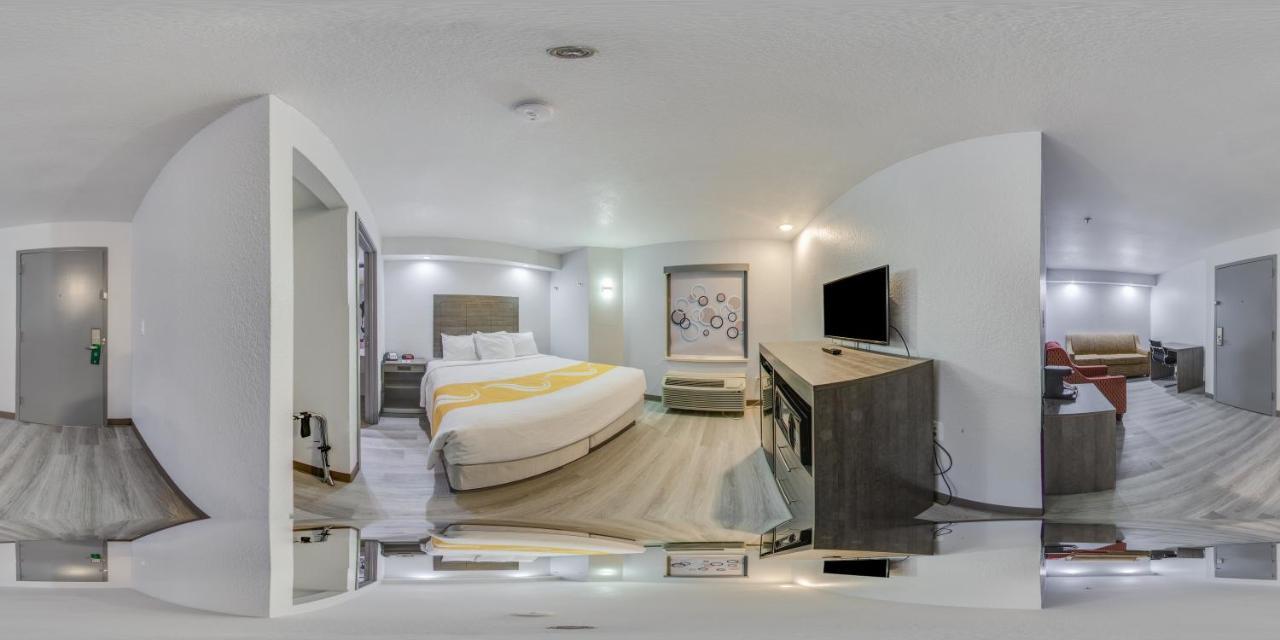 Quality Inn & Suites Richardson-Dallas ภายนอก รูปภาพ