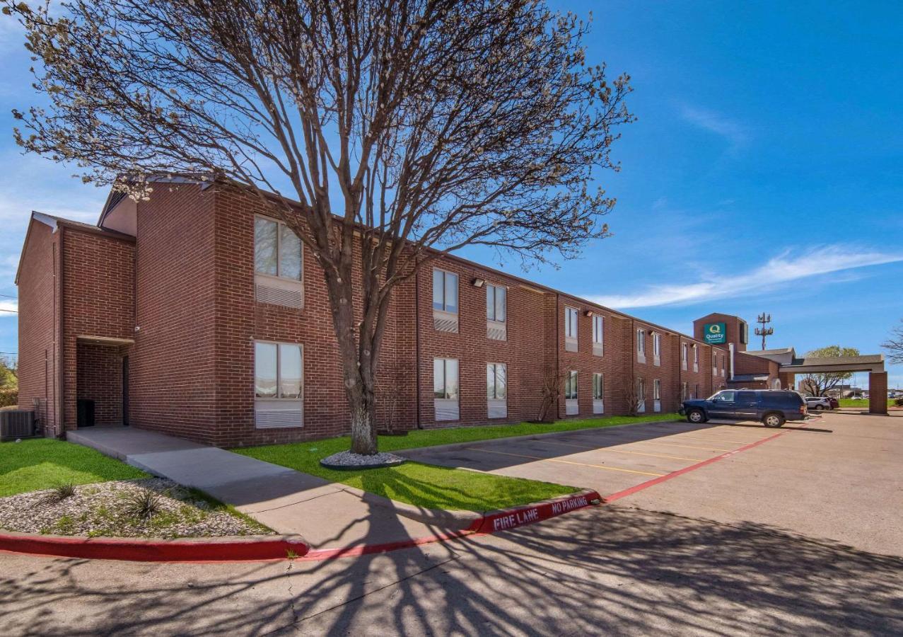 Quality Inn & Suites Richardson-Dallas ภายนอก รูปภาพ