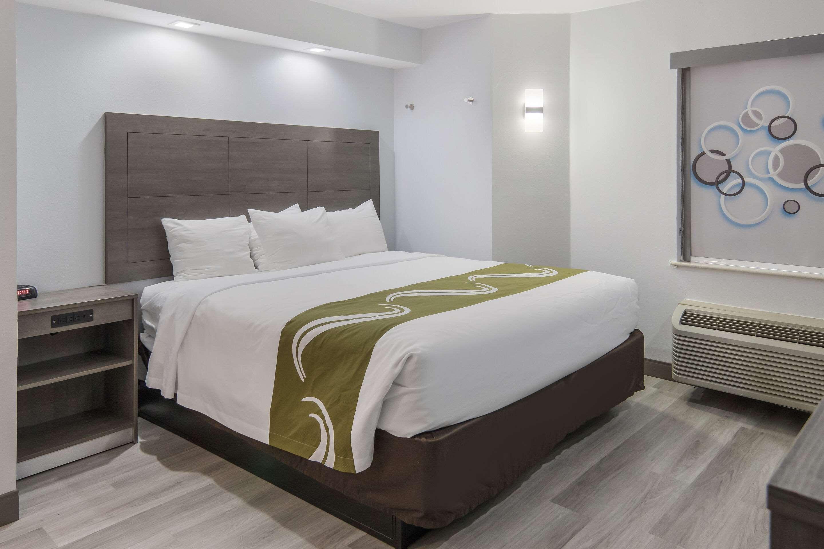 Quality Inn & Suites Richardson-Dallas ภายนอก รูปภาพ