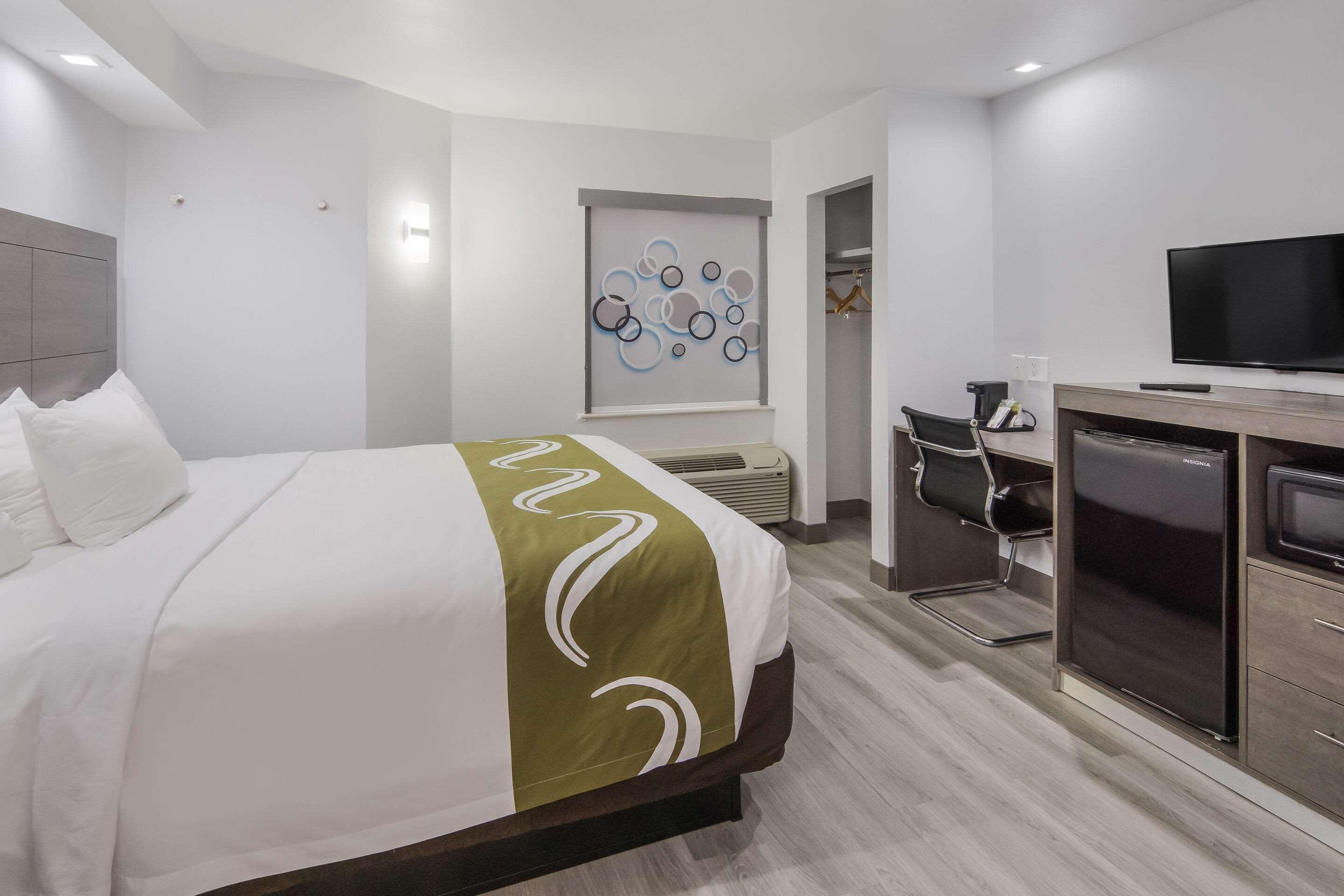 Quality Inn & Suites Richardson-Dallas ภายนอก รูปภาพ