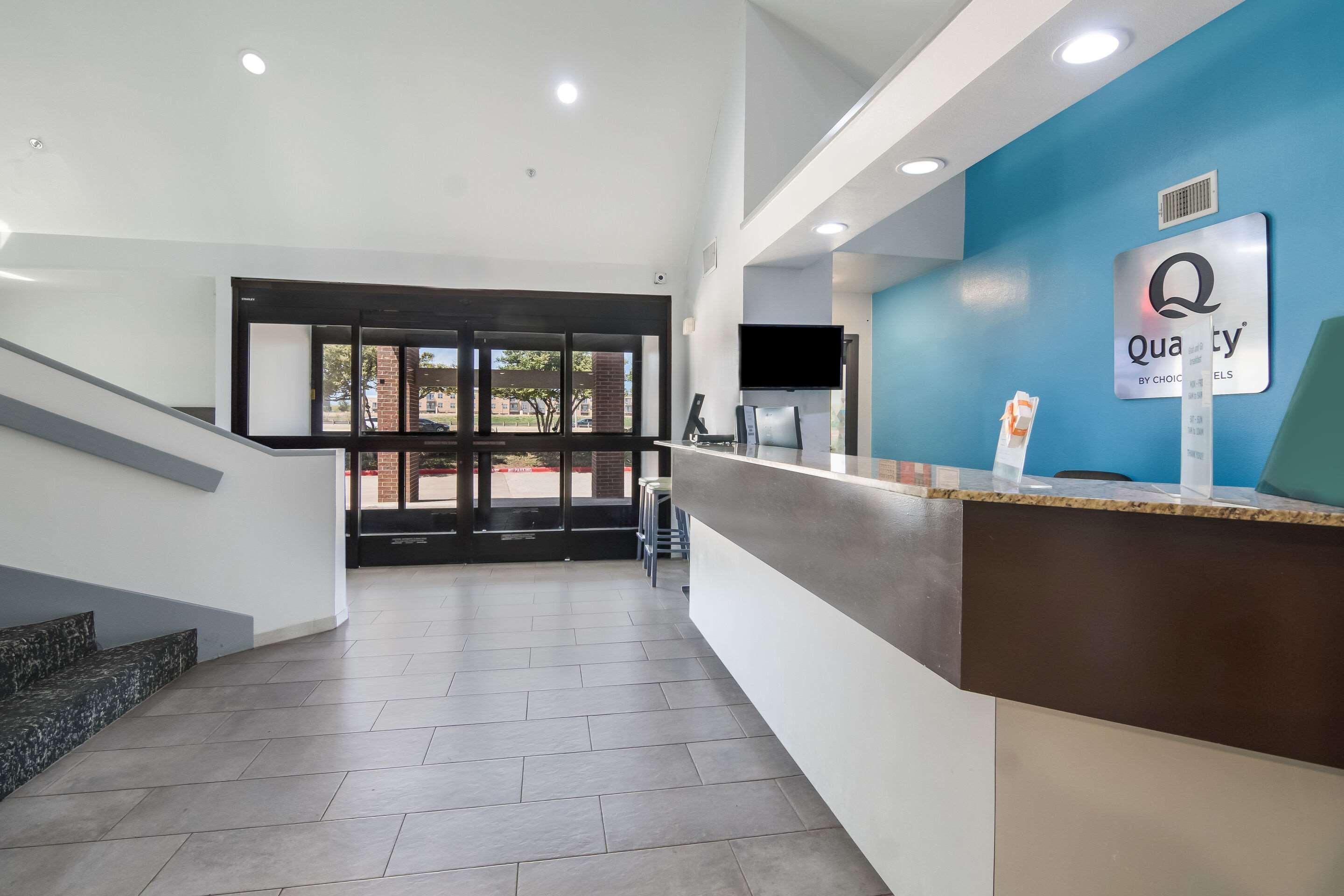 Quality Inn & Suites Richardson-Dallas ภายนอก รูปภาพ