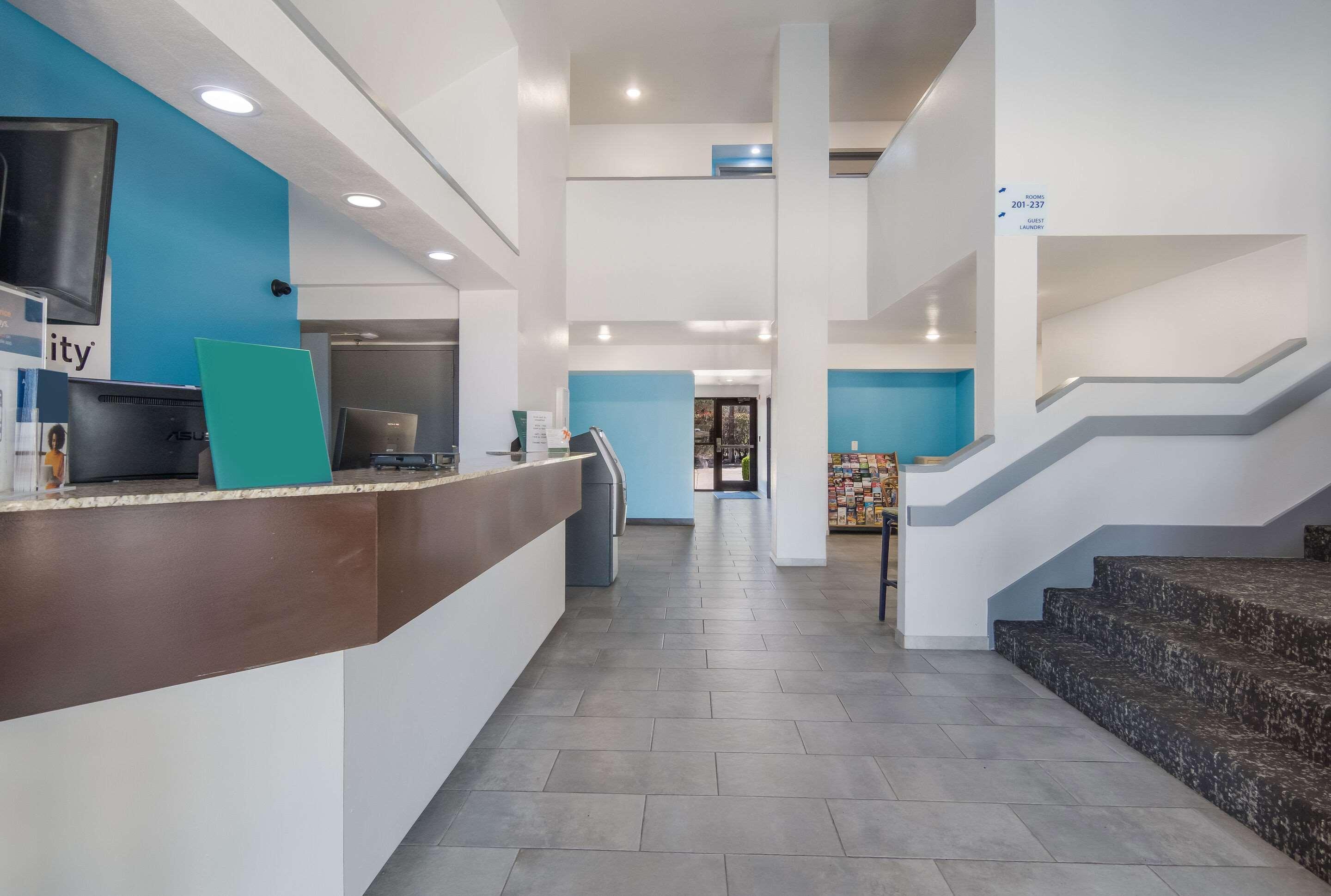 Quality Inn & Suites Richardson-Dallas ภายนอก รูปภาพ