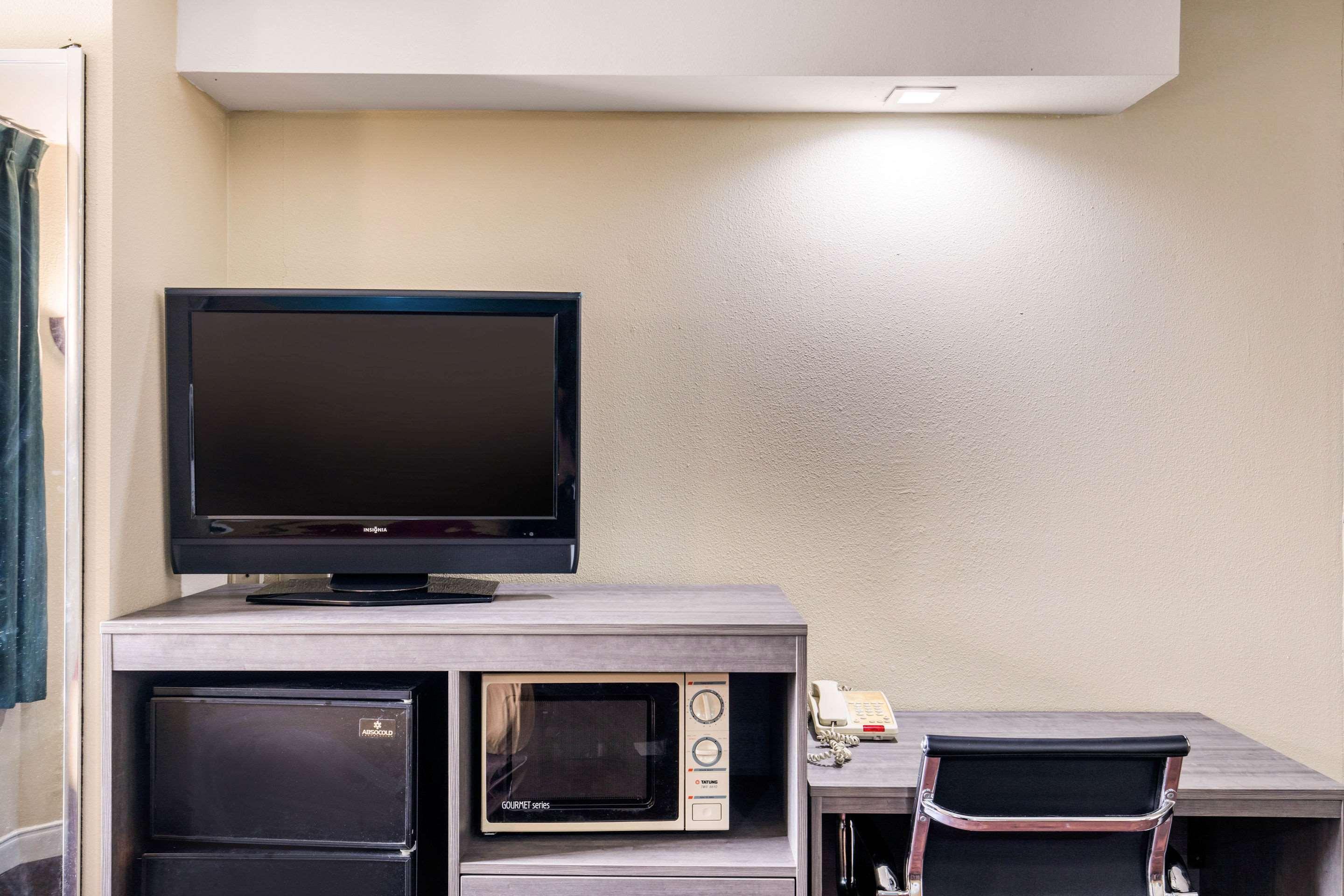 Quality Inn & Suites Richardson-Dallas ภายนอก รูปภาพ