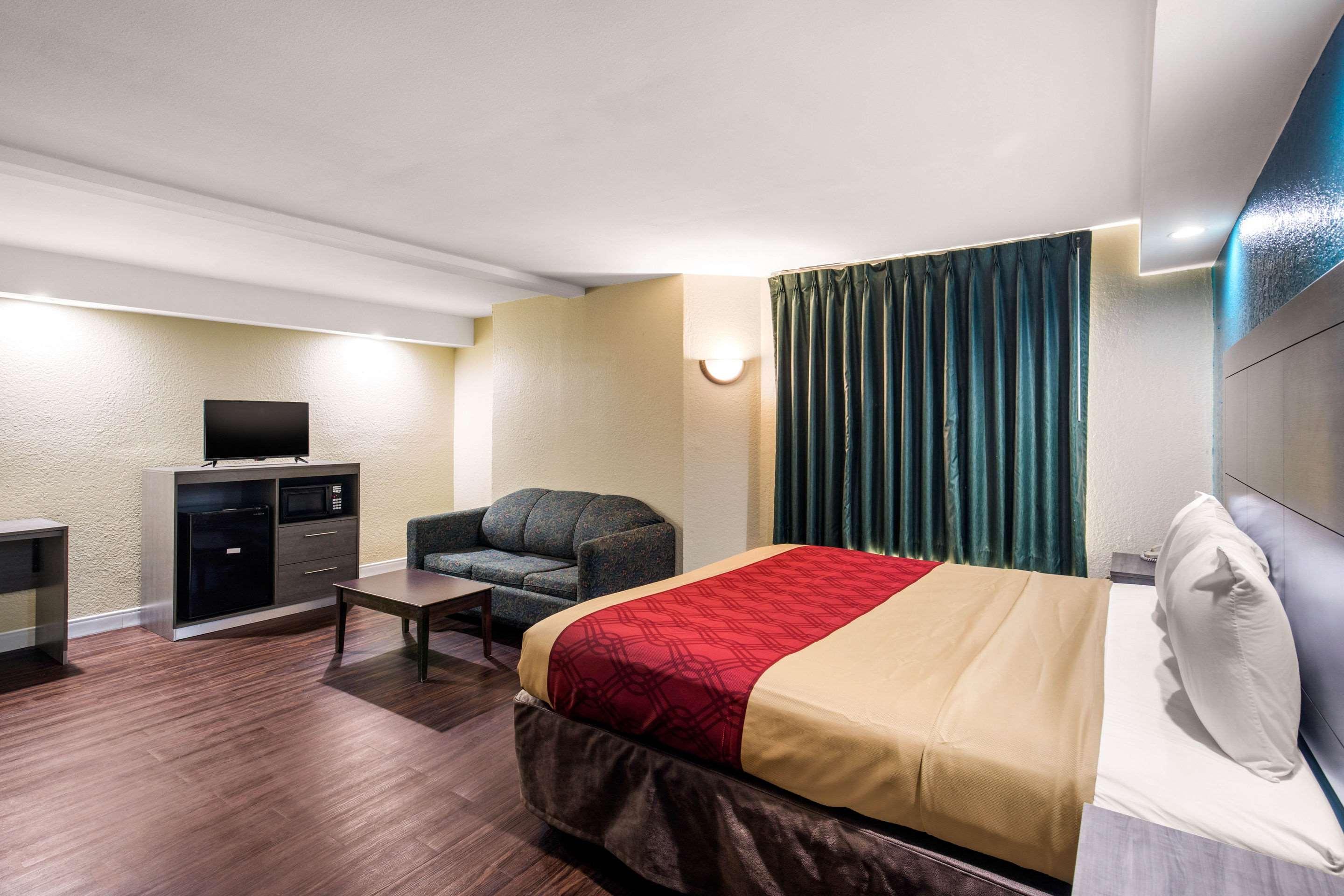 Quality Inn & Suites Richardson-Dallas ภายนอก รูปภาพ