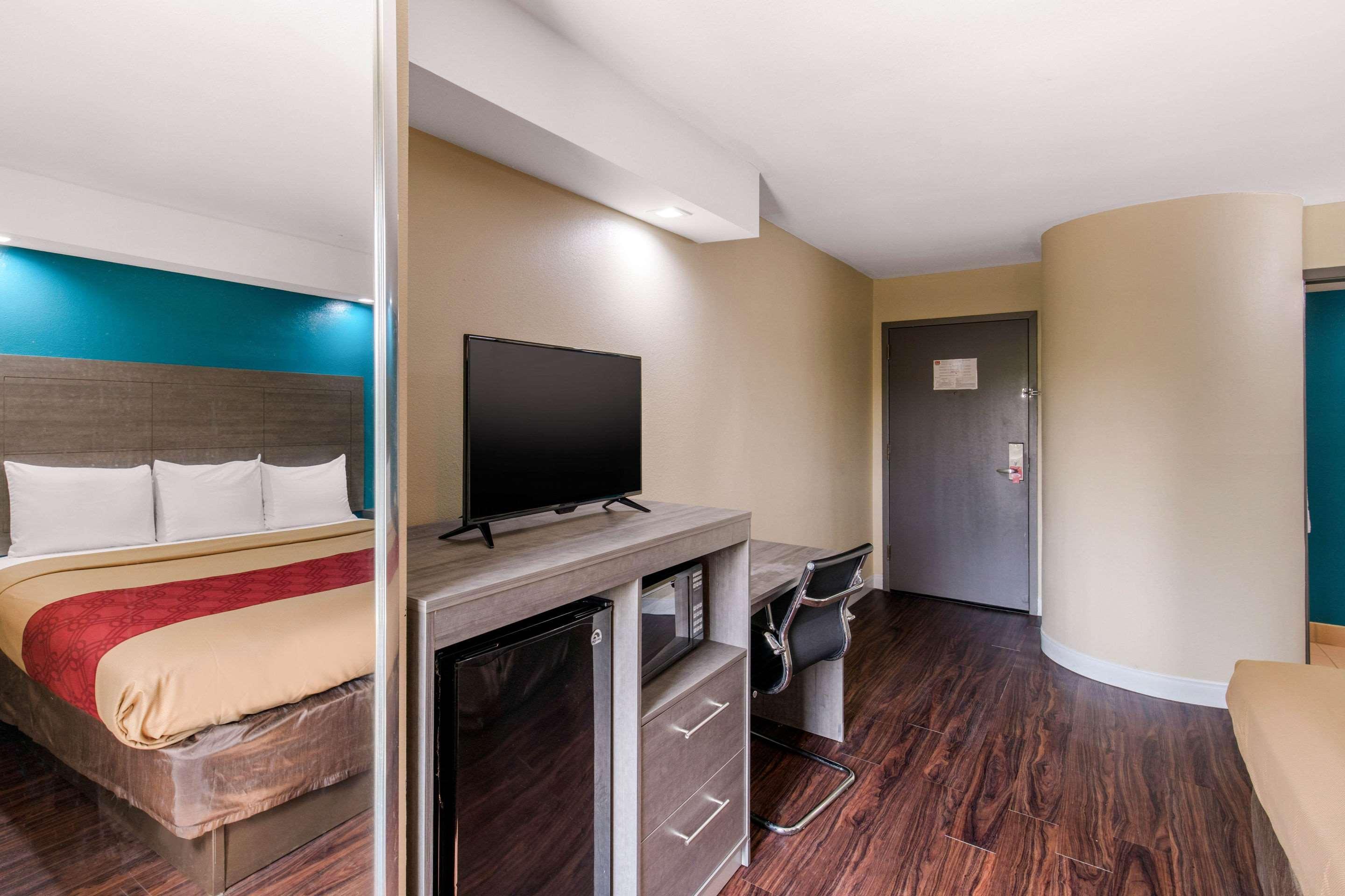 Quality Inn & Suites Richardson-Dallas ภายนอก รูปภาพ