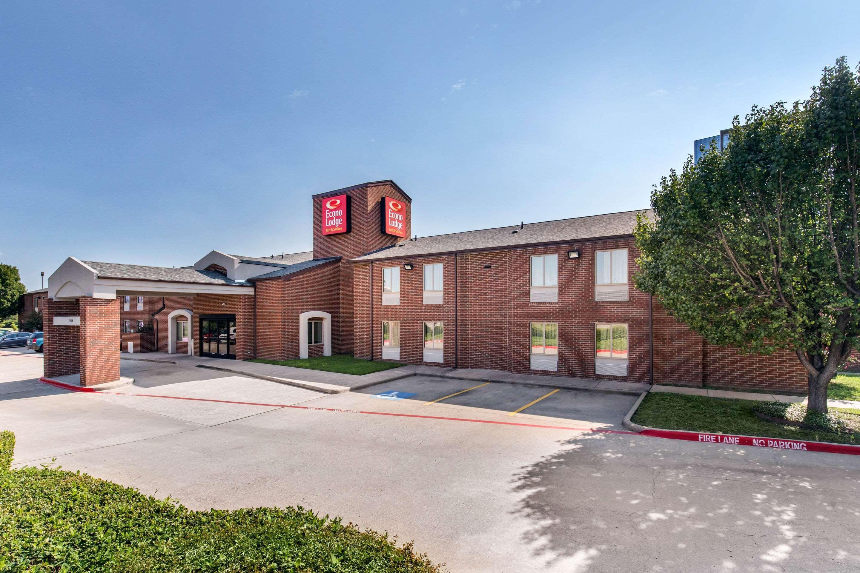 Quality Inn & Suites Richardson-Dallas ภายนอก รูปภาพ